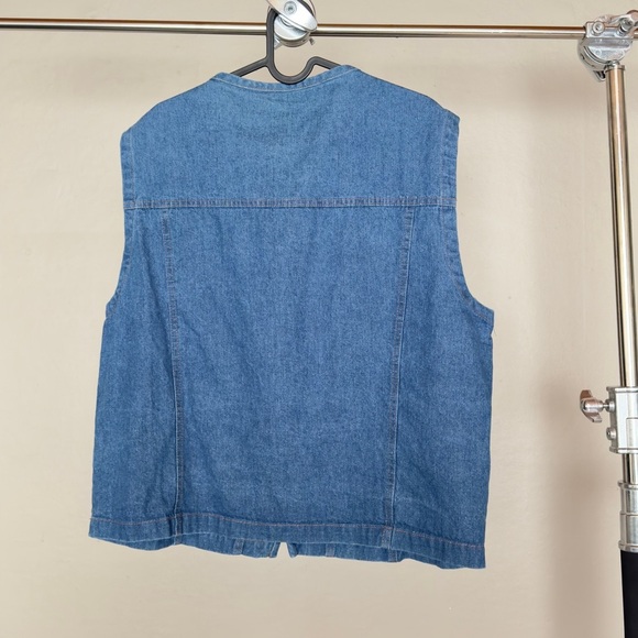 Vintage Denim Vest - Picture 5 of 8